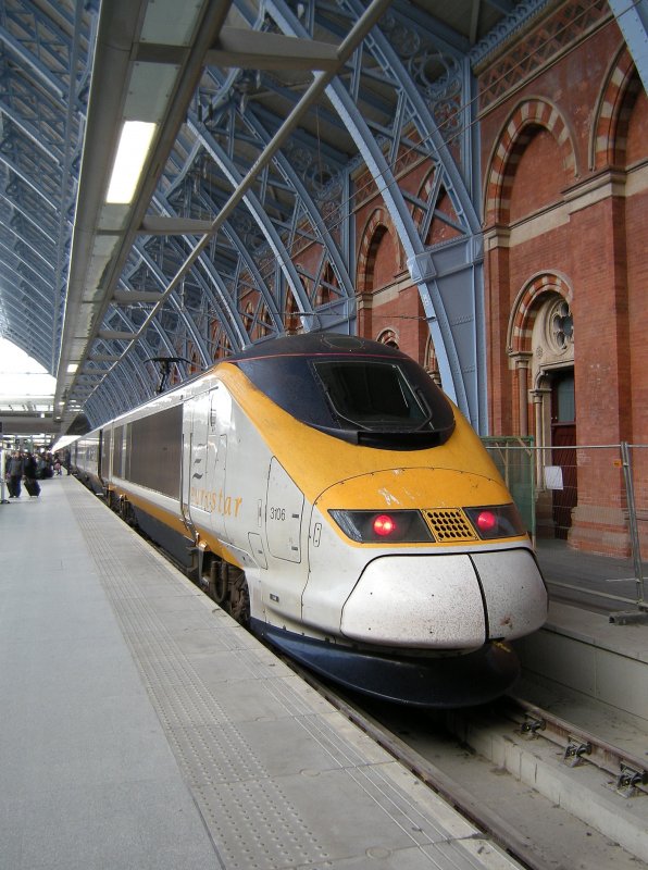Eurostar from Paris is arrived in the London St Pancras Station
13.04.2008