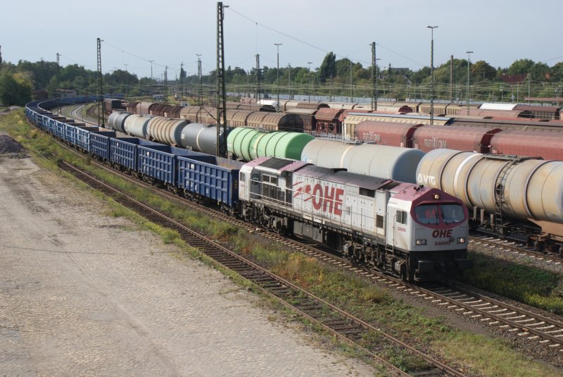 OHE (Osthannoverische Railway AG) 330093 tigers shot through on 01.09.2009 on the freight rail bypass the Seelze Rbf.