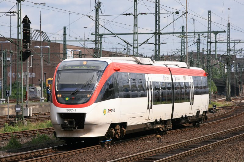 Regiobahn 1002-1 in Dsseldorf main station with the S28 direction Kaarster lake.