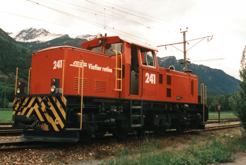 RhB Gm 4/4 241 on 17.05.1999 at Zizers. 

