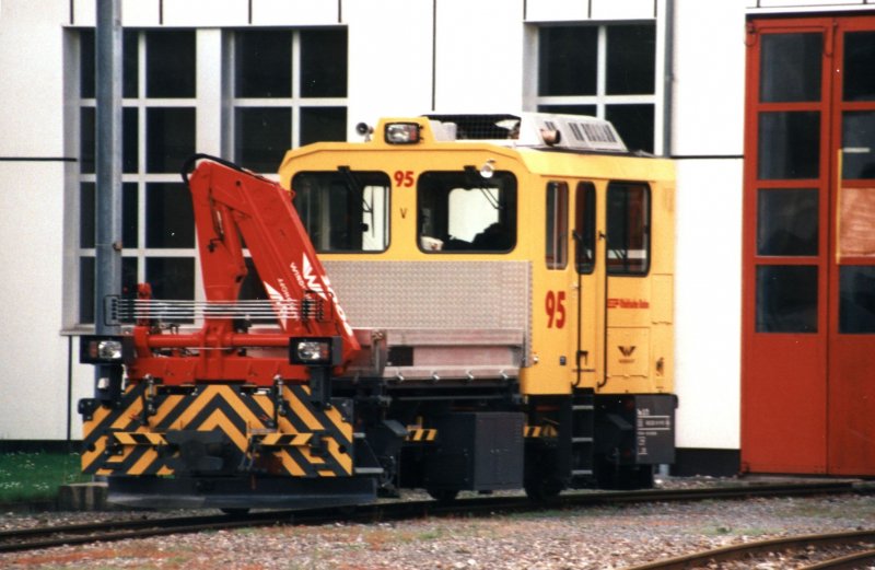 RhB Tm 2/2 95 on 17.05.1995 at Landquart. 
