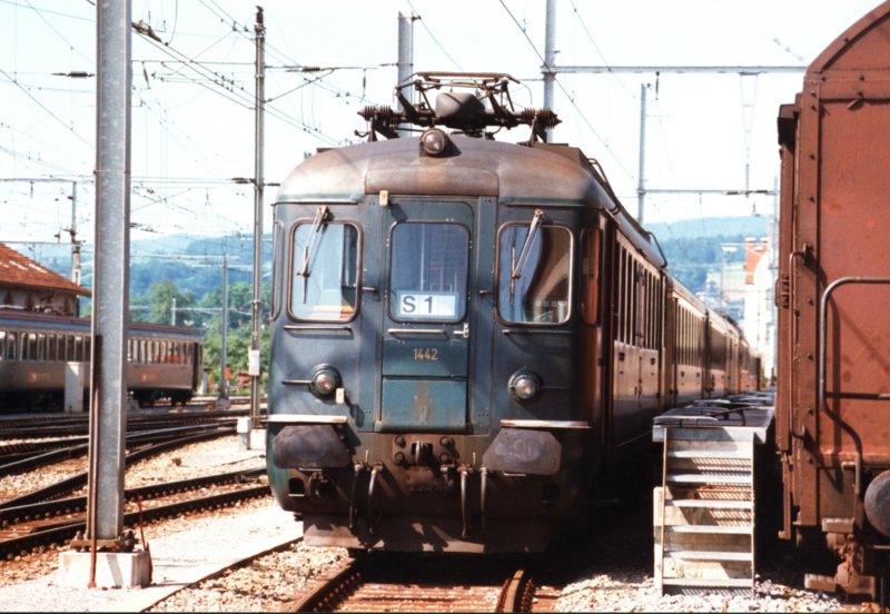 SBB RBe 4/4 1442 on 23.05.1993 at Zug.
