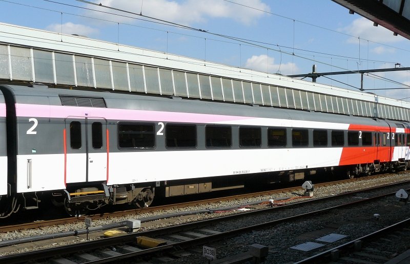 Second class coach number 50 84 20-70 230-2 type ICR used by NS Hispeed on the connection between Amsterdam and Brussel, Rotterdam CS 30-03-2009.