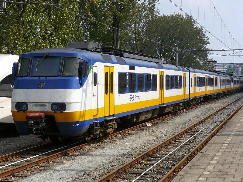 SGM-III number 2994 in Rotterdam Centraal Station 20-04-2009.