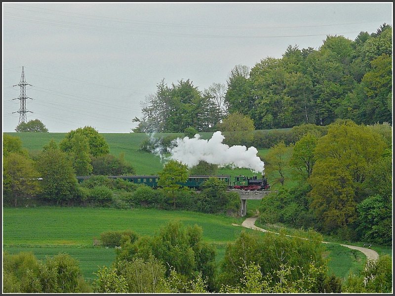 Steamtrain on its way from Ptange to Fond de Gras in the nice and quiet landscape, where nature has won upper hand again.  May 3rd, 2009