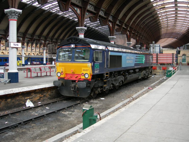The 66 407 in York.
30.03.2006