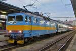 Evening fals upon Praha-Masarykovo and CD 362 078 on 24 May 2015. Before the rise of the all-covering Najbrt colour schemes, CZech railways were rather colourfull. Electric locos had a colour scheme based on their traction with green for 3,000 Volt D ...