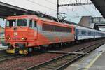 On 28 May 2015 CD 362 021 calls at Ostrava hl.n. and carries a test colour scheme for an energy company.