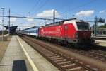 On 27 June 2022 ZSSK 383 102 calls at Breclav with an EuroCity from BUdapest and Bratislava to Prague.