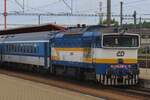At Veseli nad Luznici CD 754 019 prepares herself to leave with a fast train to Linz Hbf via Summerau on 30 May 2025.