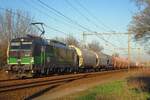 On 7 March 2022 LTE 193 740 hauls a cereals train through Wijchen.