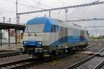 On a very wet 19 September 2017 LTE 2016 920 runs light through Bratislava hl.st.