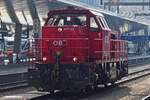 Diesel locomotive 2070 018 passes through the main station in Vienna. May 9, 2026