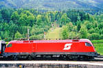 Side view on 1016 046 -with the old S-style ÖBB emblem- at Schwarzach st.-Veit on 29 May 2004.