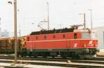 BB 1044 094 with -again- a wood snippets train prepares to leave Buchs SG on 1 June 2001.

