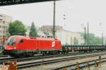 BB 1116 079 with steel train halts at Salzburg Hbf on 30 May 2004.