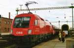 On 29 May 2008 ÖBB 1116 260 pushes regional stock out of Sopron.