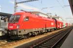 ÖBB 1116 042 departs at Breclav with a Vienna-bound service: 2 June 2015.