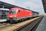 On 7 May 2016 ÖBB 1116 184 hauls an empty freight through Breclav.