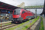 RailJet 1116 216 calls at Salzburg Hbf on 29 May 2012.