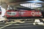 ÖBB/ORF 1116 225 stands in Wien Hbf on 30 December 2016.