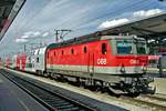 With a 'Wesel' CityShuttle (Vienna's urban railway network), 1144 063 calls at Wiener-Neustadt.