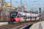 ÖBB 4024 134 is about to call at Wien-Heiligenstadt on 31 December 2016.