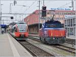 The SBB Eem 923 006-1 and the ÖBB ET 4024 017-8 to Bregenz in St Margrethen.