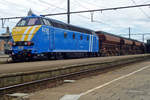 InfraBel 6238 står vid Gent Sint-Pieters den 22 maj 2014.