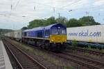 RailTraxx 266 009 hauls an intermodal train through Köln West on 19 May 2022.