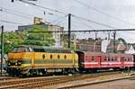 On 22 July 1999 NMBS 6322 enters Gent Sint-Pieters with a local train to Eeklo.