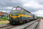 The 6219 from the SDP at Baasrode Noord. Build in 1962 by BN Brugge construction n� 212 119. Line 52 Puurs -Baasrode Noord. 05-07-2026. 
NMBS Class 62: between 1961 and 1966 136 of these diesel locomotives were build by BN Brugge. Numbers: 6201 to 6 ...