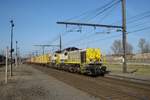 NMBS 7725 hauls a container train through Antwerpen-Noorderdokken on 23 March 2011.