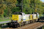 The Lineas 7857 and 7865 on route out of the port of Antwerp. Siemens-Vossloh NMBS serie 77-78 build in 2005 with construction N� 1001283. NMBS Class 77: between 1999 and 2005  170 of these diesel locomotives were build by Siemens-Vossloh. Numbers: 7701 to 7870.  Max speed: 100km/h. Power: 1150kW.  110 are in service at Lineas, 37 are in service at the NMBS, 23 are in service at Infrabel, BLS Cargo Nord have 3, Certus Rail have 3 in service.  Line 27A at Antwerp Airport. 29-09-2026 
