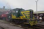 Former SNCB 9008 stands in fromt the shed of the CFV 3V at Mariembourg on 22 September 2023. Class 90 is the first version of Class 91: in the 1970s SNCB decided to rebuild Class 90s into Class 91 shunters. Former SNCB 9008 stands in fromt the shed of the CFV 3V at Mariembourg on 22 September 2023. Class 90 is the first version of Class 91: in the 1970s SNCB decided to rebuild Class 90s into Class 91 shunters.