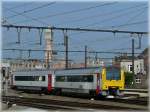 4156 is leaving the station Gent Sint Pieters on April 13th, 2009.