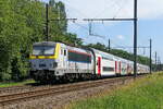 The NMBS 1916 with a double deck train on route from Antwerpen-Berchem to Lier station. Siemens Eurosprinter 60 U4 build in 2012 with construction N� 21752. NMBS Class 18-19 (Siemens ES 60 U4) between 2009 and 2012 120 of these loco's were put in to service by NMBS. Numbers: 1801 to 1896 and 1901 to 1924. Max speed: 200km/h Power: 6000kW Power supply: 3000V 1500V and 25kV. All locomotives are in service at the NMBS. Line 27A at Antwerp Airport. 18-06-2026