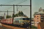 NMBS 2508 hauls a peak hour train through Antwerpen-Dam on 16 May 2002.