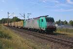 Medway 186 219 hauls a container train into Venlo on 7 August 2025. 