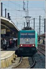 . The TRAXX HLE 2816 is heading the IC Brussels - Amsterdam in Bruxelles Midi on June 22nd, 2012.