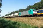 Molten sugar is transported by this train through Tilburg Oude Warande on 27 July 2018 with Lineas 2840 heading the way.