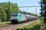 The Medway 186 212 with a tank train to the port of Antwerp. Bombardier Traxx F140 MS build in 2008 with construction N� 34399. Line 27A at Antwerp Airport. 28-07-2026