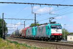Die Lineas 186 346 und eine weitere 186 Doppeltraktion für diesen gemischten Güterzug vom Hafen Antwerpen nach Deutschland.
