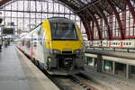 The NMBS 08068 at Antwerpen-Centraal level +1 platform 4 arrived as IC from Mol.