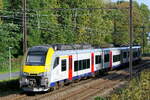 The NMBS 08108 on route from Antwerpen-Berchem to Lier station. Siemens Desiro ML build in 2012. NMBS Class MR08 (EMU08) Desiro ML : Between 2011 and 2016  305 of these EMU (Electric Multi Unit) were build. The first 105 by Siemens, the last 200 by B ...