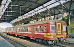 NMBS 163 stands in Aachen Hbf on 3 August 1998.