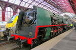 The NMBS 1002  Superpacific  at Antwerpen Centraal for the celebration of 100 years NMBS. A total of 35 of these steam locs were build in 1935 by Consortium Belge de constructeurs de locomotives (Cockerill-Tubize-Haine Saint Pierre-La Meuse). 4-6-2, Max speed: 140km/h, power: 3200pk, Weight: 209 ton, Length: 24,36m with tender. Out of service in 1962. The loc was towed from the CFV3V museum at Treignes all the way to Antwerpen Centraal at a speed of 20 to 30km/h. Antwerpen Centraal 10-10-2026