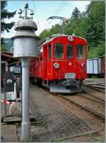The RhB Bernina Bahn ABe 4/4 I No. 35 of the Blonay Chamby Railway has arrived in Chaulin from Blonay.

July 19, 2025