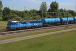 CD Cargo has found her way straight into the Netherlands: CDC 383 020 hauls a tank train near Valburg on the Betuweroute freight artery on 14 May 2025.