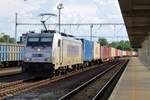 Metrans 386 015 passes through Bratislava-Petrzalka on 9 May 2018. 